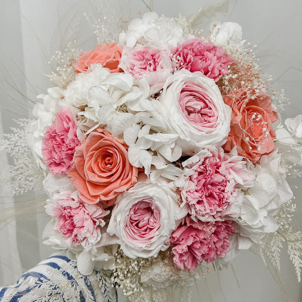 Brautstrauß "Blütenzauber" aus Trockenblumen