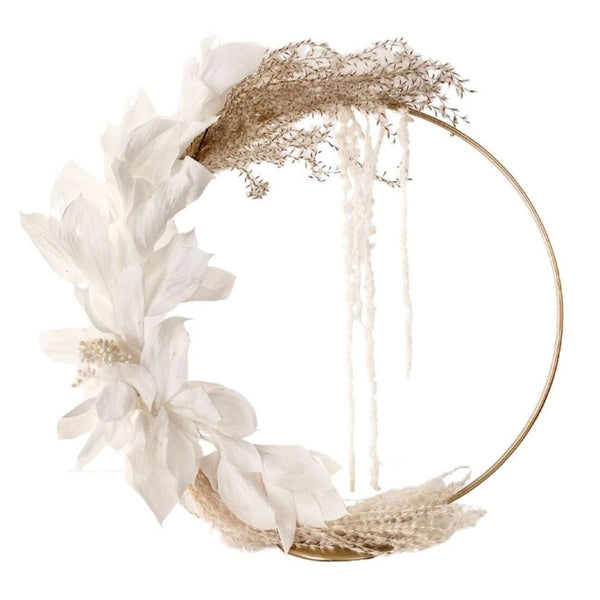 Hoop "White Beauty" stehend by  MARYLEA - Floral Lifestyle & Interior.